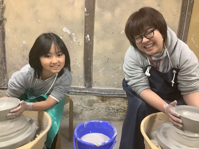 親子で楽しく体験出来ますよ_オンリーワン陶芸教室