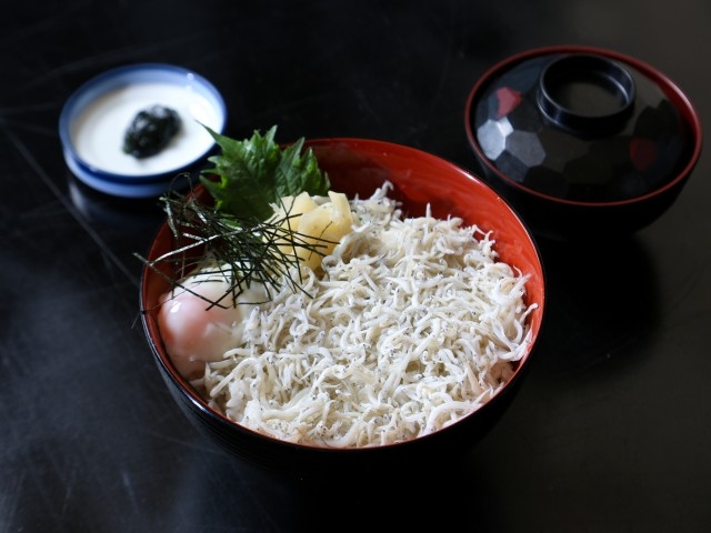 まめじろうの浜焼きマーケット