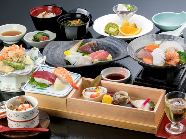 料亭「美咲」人気メニュー★食事と温泉がセットになった【遊ごのみ】お一人様 4,800円(諸税込)※詳細はお問い合わせください。_ホテルアンビア松風閣