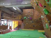 ボルダリングジム マッシュルーミングの写真4