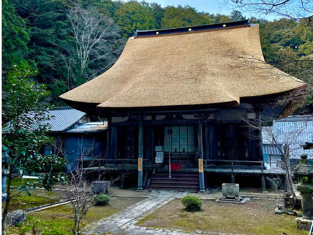 本堂(国登録有形文化財)
座禅や祈祷、お参りはこちらの中で行います_瓦屋禅寺