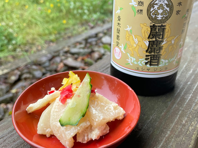 朝倉家由来の一子相伝で470年前から伝わる秘伝酒の蘭麝酒。この酒粕に漬け込んだあさくら漬けはここだけの一品です。_一乗谷あさくら水の駅