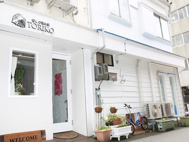 店舗外観2_癒しの隠れ家 TORIKO 駅前店