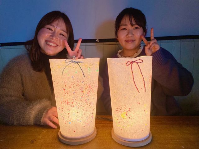 和紙染めあかりコース
自分色に染めて自分だけの癒しアイテム作り!_あかりデザイン工房