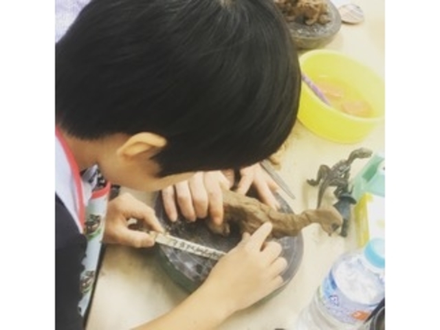 お子様にも人気の手びねり体験_陶芸教室つぼみ