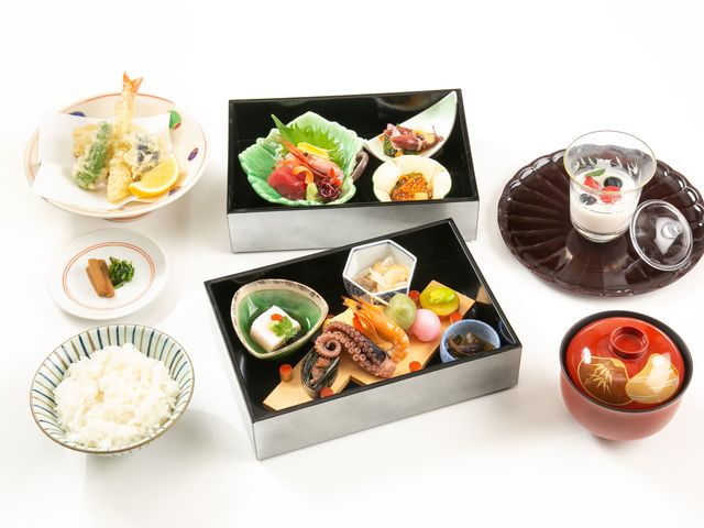 季節ごとの食材を楽しめる都万麻の松花堂弁当_ホテルニューオータニ高岡