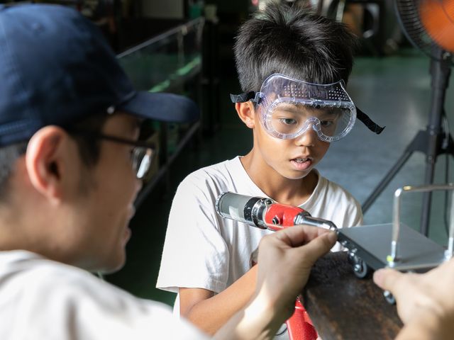 初めてのリベッター_野崎製作所【ものづくり体験】