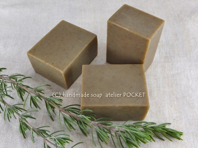 ローズヒップの石けん_atelier POCKET
