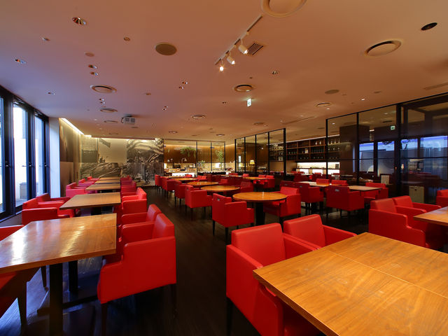 1F レストラン&バー「ニューヨークカフェ」_オリエンタルホテル広島