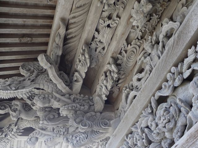 お勧めの彫刻
あきませんね〜_SADO三四郎ガイド