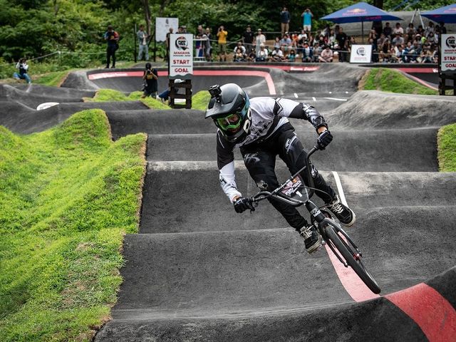東日本で初のアスファルト舗装の「パンプトラック」
先日は、Redbullの国際大会も開催されました_AKAIGAWA TOMO PLAYPARK