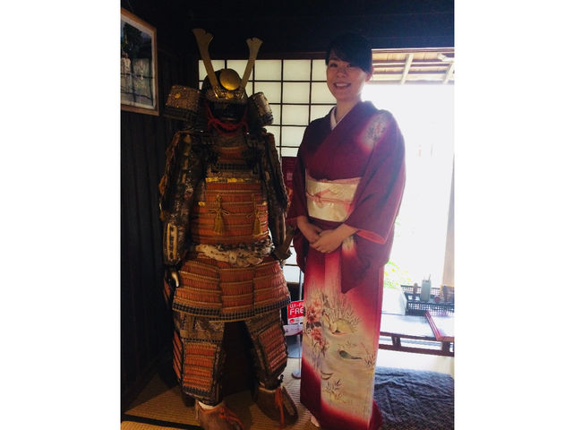 甲冑とパチリ_むらさき堂