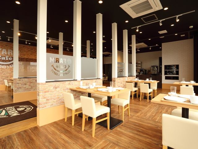 カフェもあります!_@FARM(アット・ファーム)~いちご狩り・さつまいも堀り・トマト生産&直売~