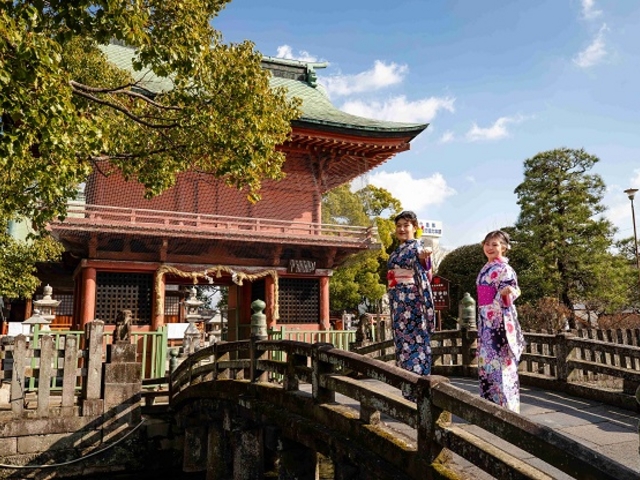 与賀神社でお参り_(株)佐賀タクシー