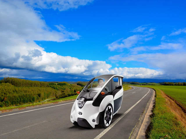 最先端のパーソナルモビリティ「i-ROAD」でひがし北海道を観光!_WILLER株式会社