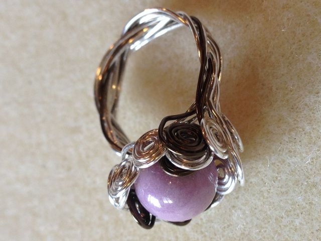 Aお好みの天然石でワイヤーアクセサリー(2時間)
※電話予約受付作品
2500円_旭川 小さなビーズのお店 さんぽ