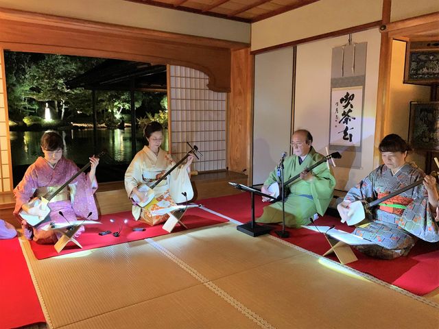 大人気!ふくい観光おもてなしガイドと行く「養浩館庭園」〜三味線・抹茶・日本舞踊編〜_幸(YUKI)‐FULL TOURS