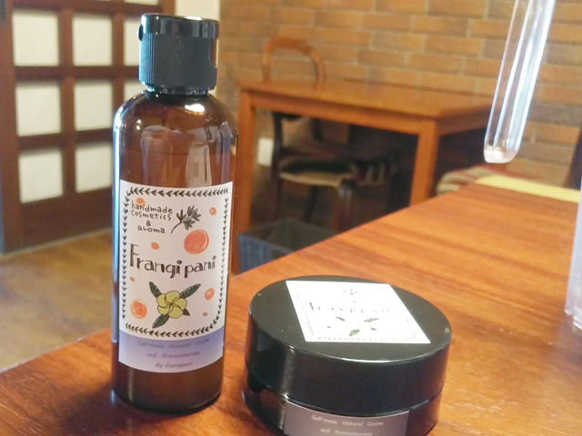 化粧水と保湿クリームが作れます_フランジパニ