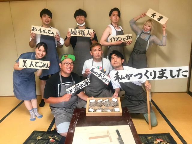 友達同士、ワイワイ賑やかに楽しんでご参加頂けます。_郷土料理体験教室 富士家