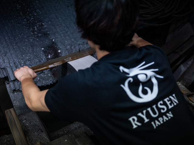 RYUSEN FACTORY&STORE(龍泉刃物)