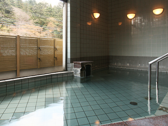 あやめや旅館