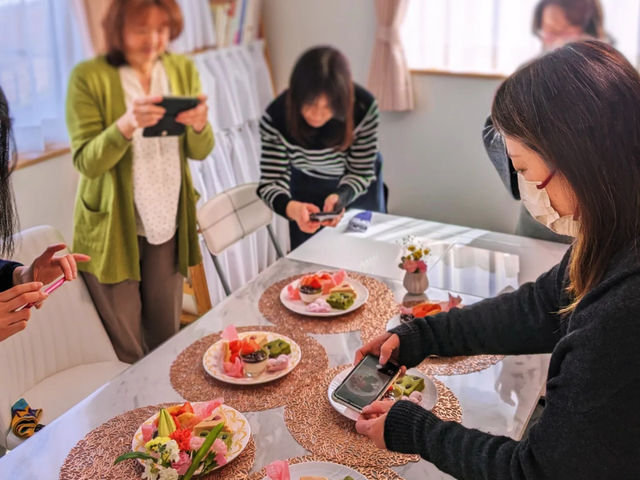 レッスン後の試食ティータイムは、撮影会となります♪_お菓子教室リボン