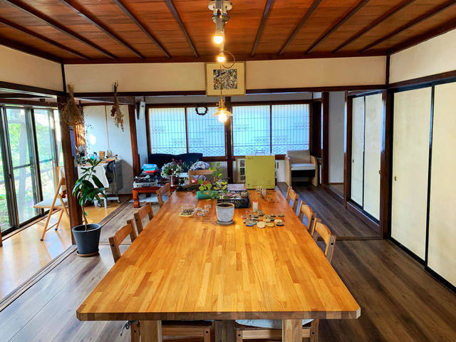工房はこんな感じですが、今はもっと道具でごちゃっとしています(*_*;_民泊工房FUu~