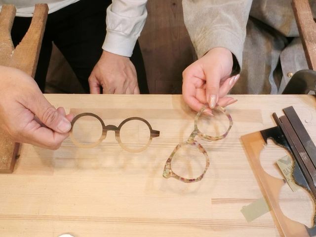 メガネ製作所カフェ 藍丸
