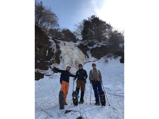 裏磐梯の氷瀑イエローフォール_登山ガイドMounTREK