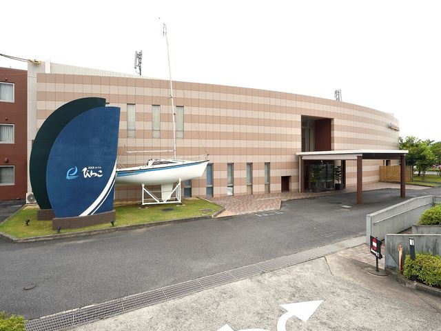 KKRホテルびわこ(国家公務員共済組合連合会びわこ保養所)
