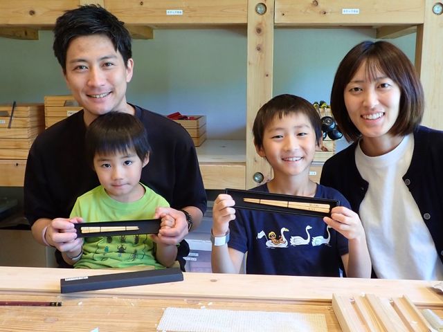 ワークルームで木のワークショップを開催_木と森の体験施設 kiond VISON店
