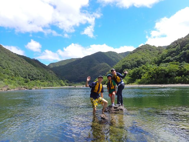 四万十川ダッキーカヌーの川坊主(かわぼうず)
