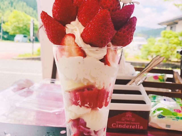 こんなパフェ、食べてみたいですか?_むらちゃん農園