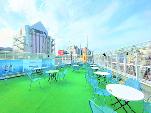 屋外なので安心してお過ごし頂けます。_上野アメ横屋上ビアガーデン