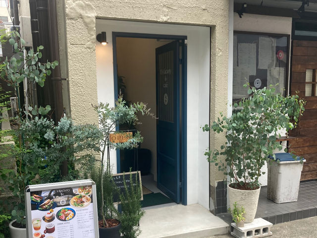 入り口_E's factory&cafe