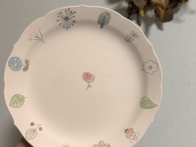 【ポタリーペインティング体験】自分スタイルの絵付けをしよう!_工房ロック