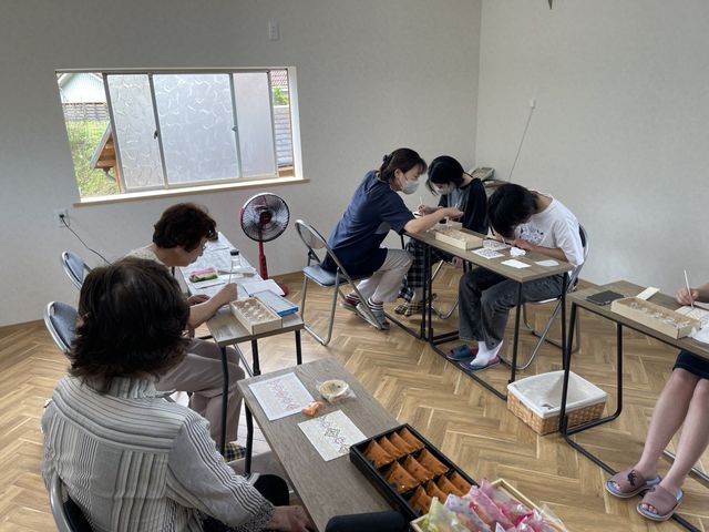 2階は体験教室になります_姫革細工体験教室