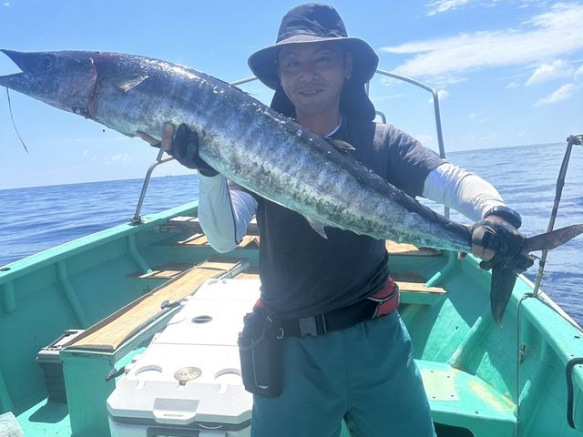 海賊遊漁船 はっしぃ丸