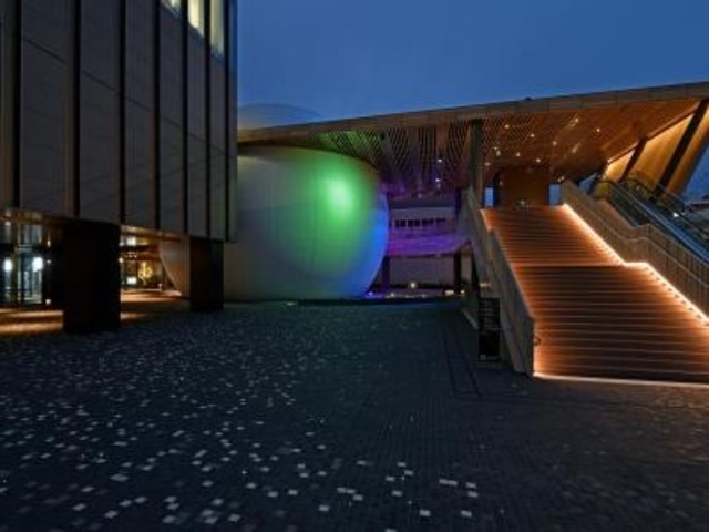コニカミノルタプラネタリアYOKOHAMA