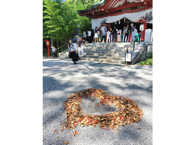 来宮神社に立ち寄ります。縁結びの神社です。ご来店の御縁に感謝いたします。_熱海リトリートサロン 癒しの手Waves