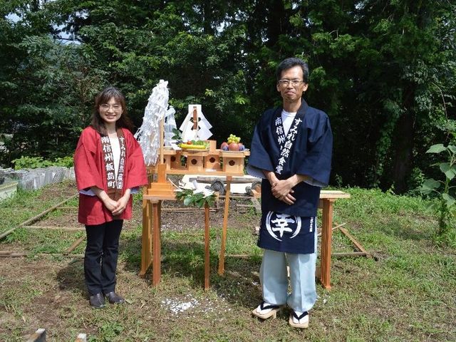 体験案内人です。(写真はオープンに向けての地鎮祭の様子)_すみれ自然農園・食堂