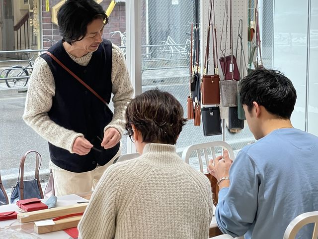 現役職人が教える川越レザークラフト教室!1時間から1時間30分ほど革の説明など楽しく話しながら体験できます♪_Thorough Brace 川越