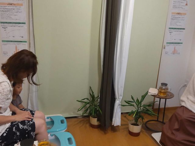 山梨の温泉水で蒸す温泉よもぎ蒸し Coeur