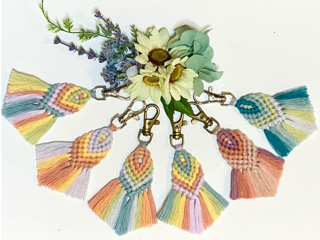 キーチャームも販売しています。_Shanti‐macrame