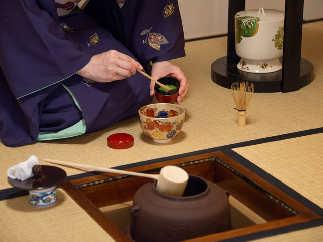 堅苦しい、難しい、そんなイメージのお茶の世界を、気軽に楽しく体験していただけます。_笹楽庵