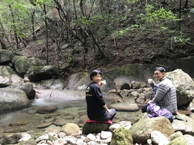 屋久島のお水で淹れた飲み物でほっと一息。_屋久島自然感察ガイド