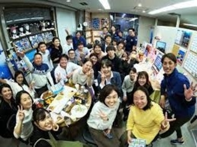 ダイビングを通じて、共通の仲間との出会いが待っています。_ダイビングスクール マレア福岡博多店