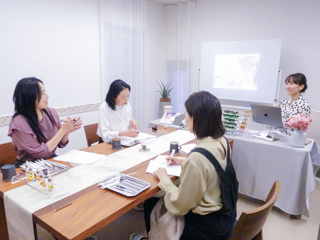 講師との距離も近いので質問もしやすいです♪_Gracense