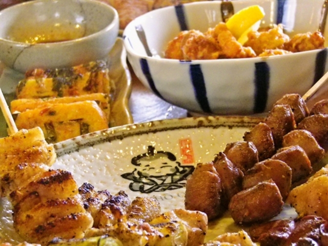 やきとりの八扇の写真1