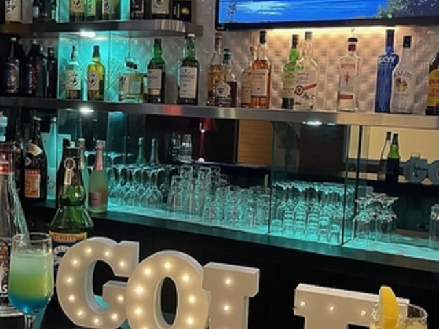 GOLF BAR G8‐ONE ゴルフバー ジーエイトワン 中洲川端店の写真1
